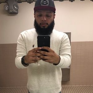 Meet your Posher, Efrain